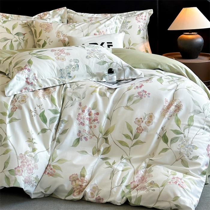 91家纺网 家纺一手货源 找家纺 蓝米卡夫 2026春季新款-60S长绒棉数码印花贡缎系列四件套（礼盒） 夏韵倾城