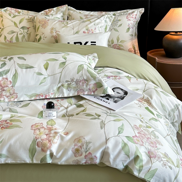 91家纺网 家纺一手货源 找家纺 蓝米卡夫 2026春季新款-60S长绒棉数码印花贡缎系列四件套（礼盒） 夏韵倾城