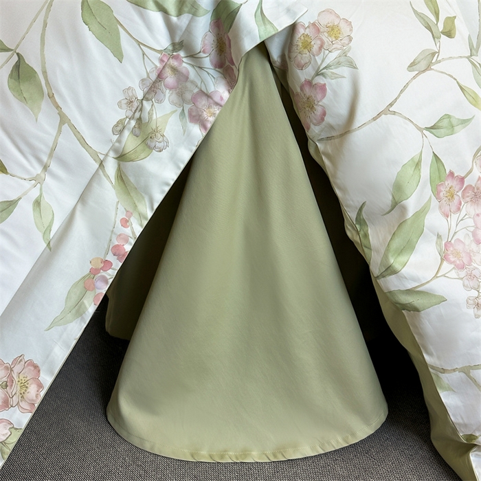 91家纺网 家纺一手货源 找家纺 蓝米卡夫 2026春季新款-60S长绒棉数码印花贡缎系列四件套（礼盒） 夏韵倾城