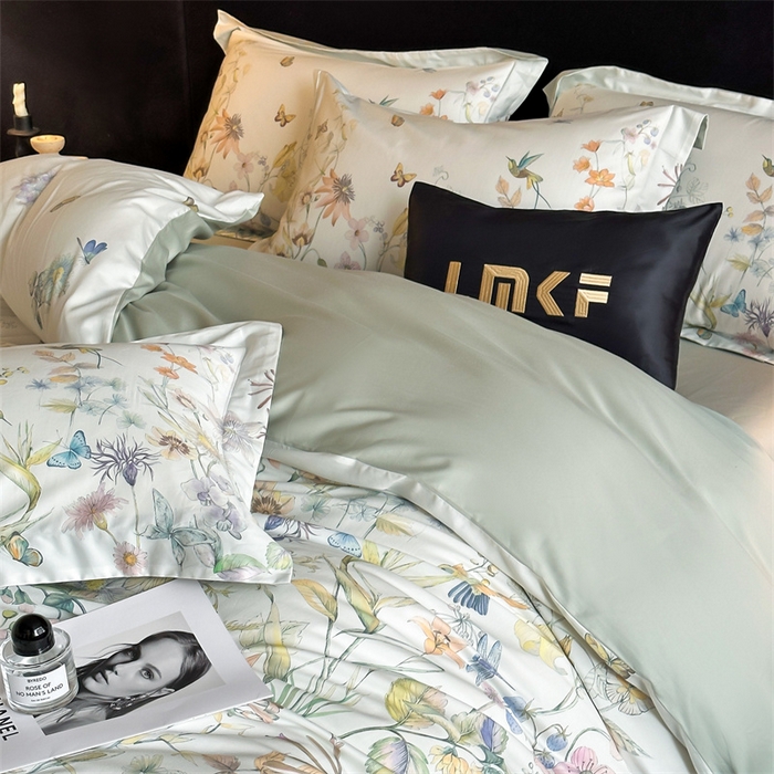 91家纺网 家纺一手货源 找家纺 蓝米卡夫 2026春季新款-60S长绒棉数码印花贡缎系列四件套（礼盒） 伊犁花甸