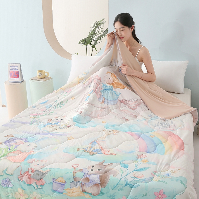 91家纺网 家纺一手货源 找家纺 亚龙工厂店 2026新款大版数码云母冰丝夏凉被被子被芯 童话世界