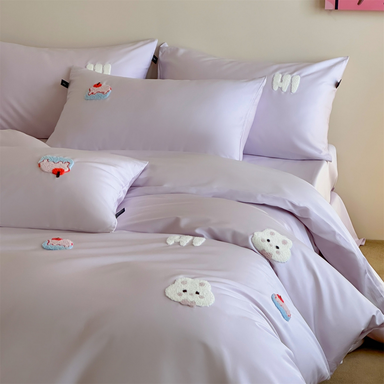 91家纺网 家纺一手货源 找家纺 蓝米卡夫 2026春季新款-100S长绒棉毛巾绣系列四件套-蛋糕兔兔（礼盒） 蛋糕兔兔-美丽梦幻紫