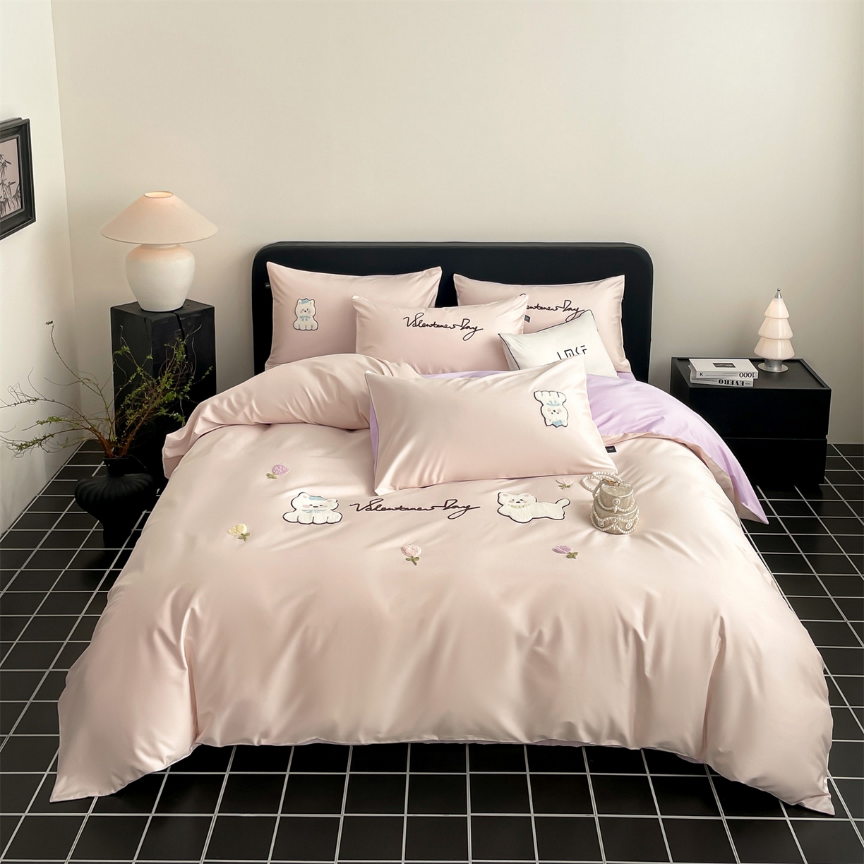 91家纺网 家纺一手货源 找家纺 （总）蓝米卡夫 2026春季新款-100S长绒棉毛巾绣系列四件套-花犬狗狗（礼盒）