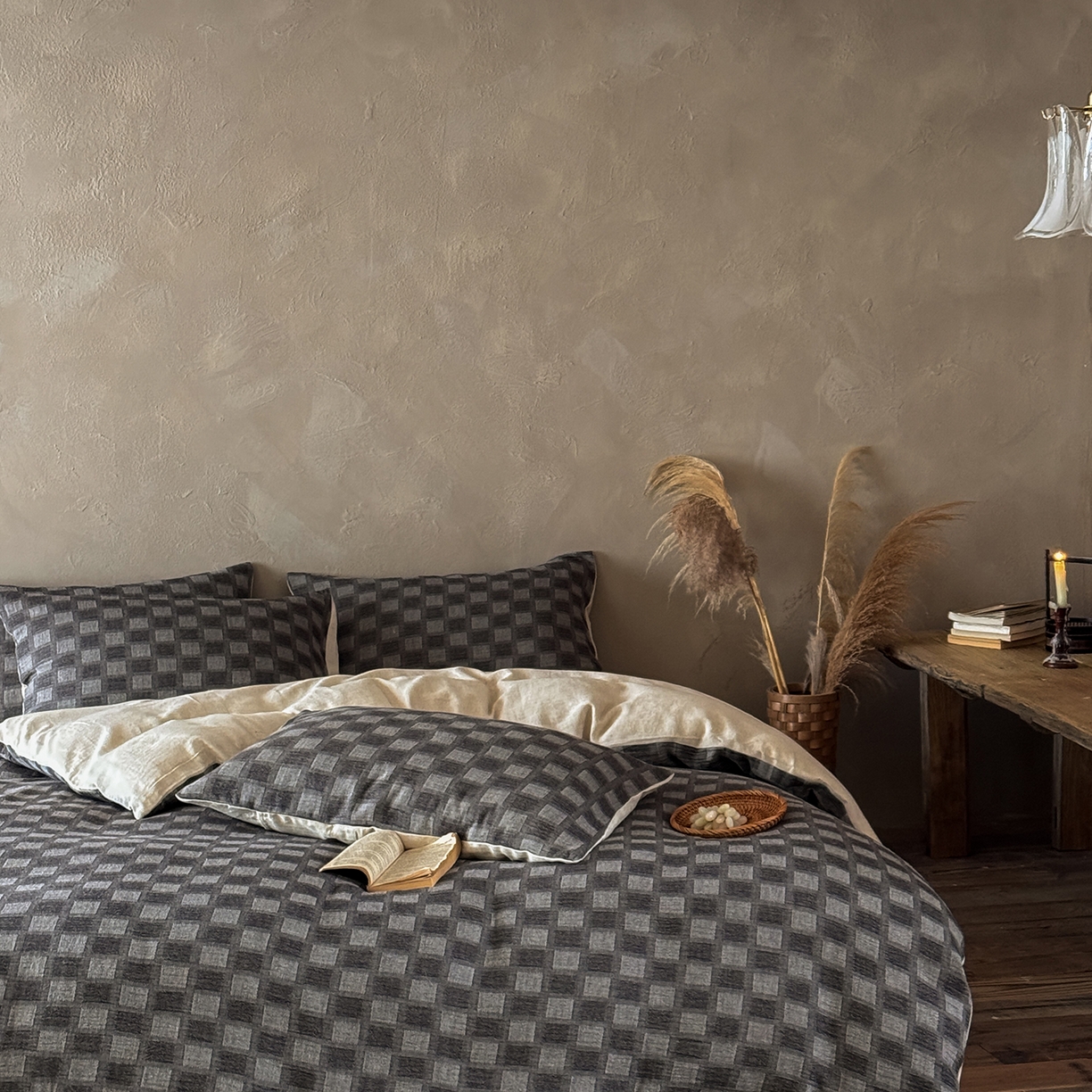 91家纺网 家纺一手货源 找家纺 （总）爱丽丝 2026新款色织提花棉麻系带款四件套-经典格