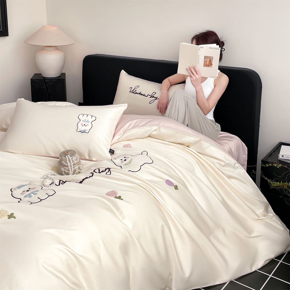 蓝米卡夫 2026春季新款-100S长绒棉毛巾绣系列四件套-花犬狗狗（礼盒） 花犬狗狗-芝士粉芋