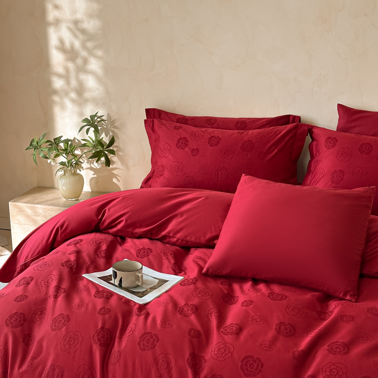 91家纺网 家纺一手货源 找家纺 禾时 2026新款60S全棉立体亮面提花四件套（券后价不低于258/288/278/298） 山茶花之恋