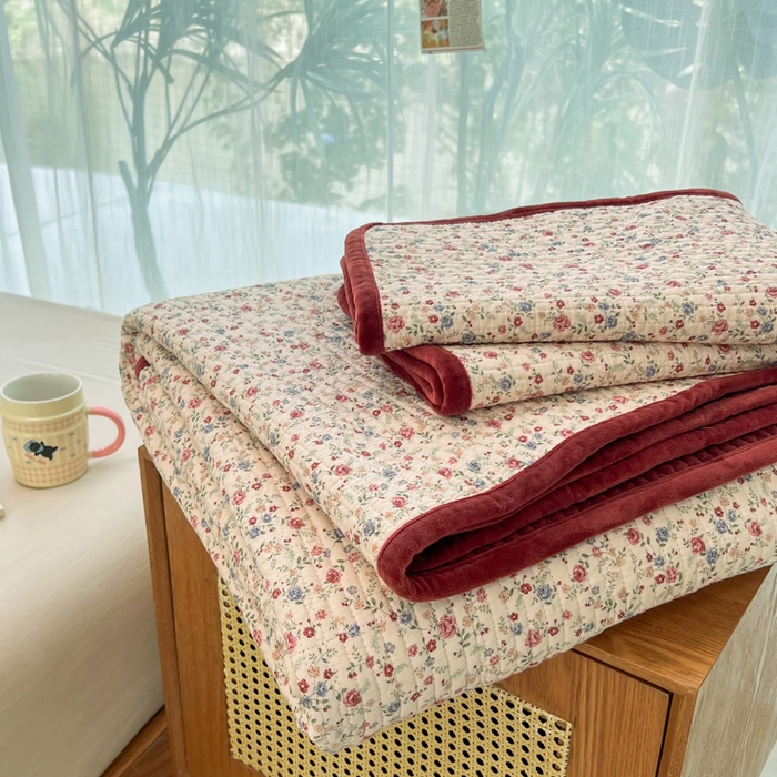 91家纺网 家纺一手货源 找家纺 （总）欣宜家纺 2026新款全棉纱布加宝宝绒填充棉花床盖三件套