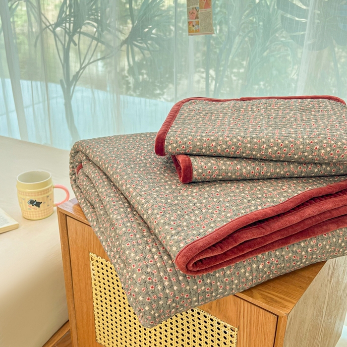 91家纺网 家纺一手货源 找家纺 （总）欣宜家纺 2026新款全棉纱布加宝宝绒填充棉花床盖三件套