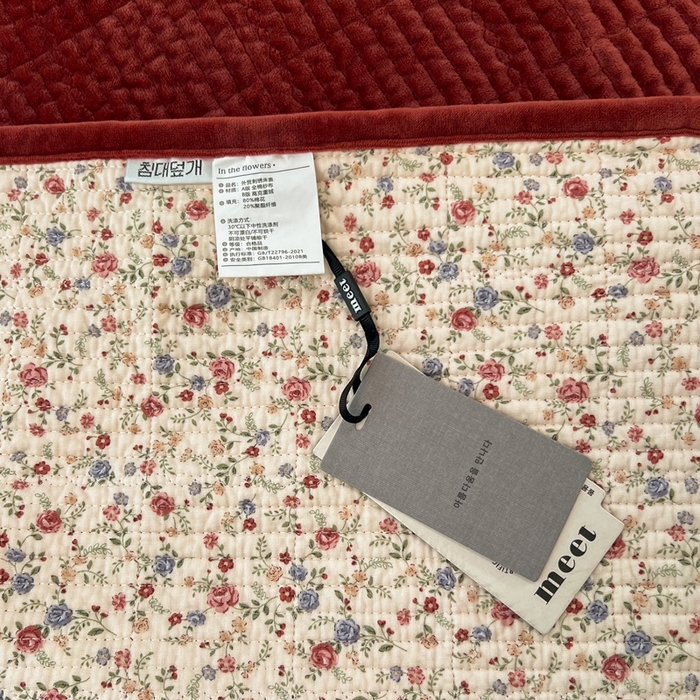 91家纺网 家纺一手货源 找家纺 欣宜家纺 2026新款全棉纱布加宝宝绒填充棉花床盖三件套 粉卡-玲米