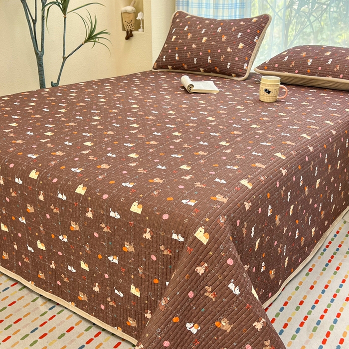 91家纺网 家纺一手货源 找家纺 欣宜家纺 2026新款全棉纱布加宝宝绒填充棉花床盖三件套 南瓜小狗