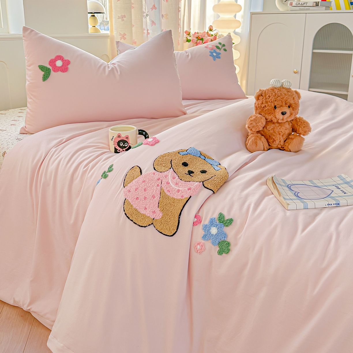 91家纺网 家纺一手货源 找家纺 佳鸿家纺 2026新款彷棉云朵棉毛巾绣四件套学生宿舍三件套萌宠系列（提供买家秀） 萌宠狗狗