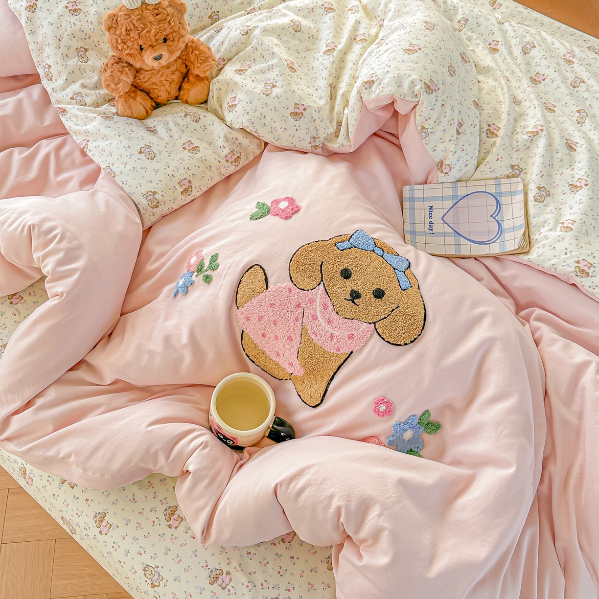 91家纺网 家纺一手货源 找家纺 佳鸿家纺 2026新款彷棉云朵棉毛巾绣四件套学生宿舍三件套萌宠系列（提供买家秀） 萌宠狗狗