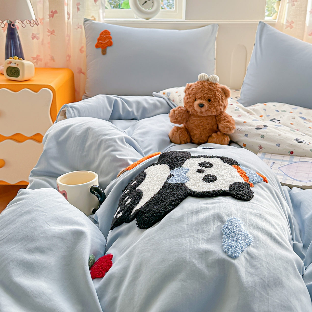 91家纺网 家纺一手货源 找家纺 佳鸿家纺 2026新款彷棉云朵棉毛巾绣四件套学生宿舍三件套萌宠系列（提供买家秀） 熊猫宝宝
