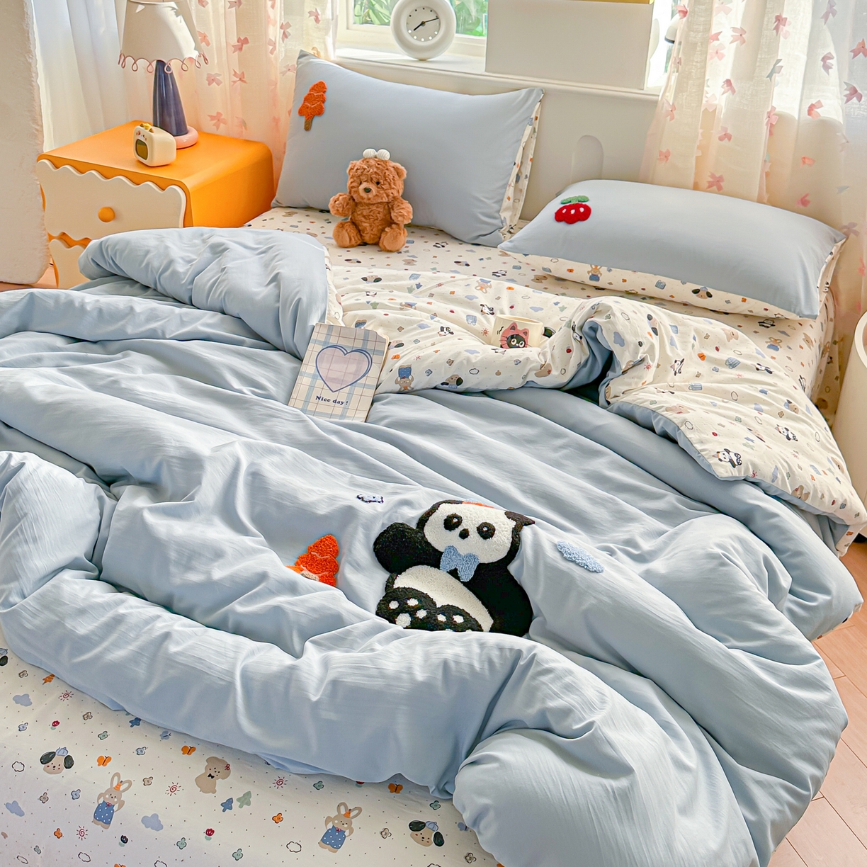 91家纺网 家纺一手货源 找家纺 佳鸿家纺 2026新款彷棉云朵棉毛巾绣四件套学生宿舍三件套萌宠系列（提供买家秀） 熊猫宝宝