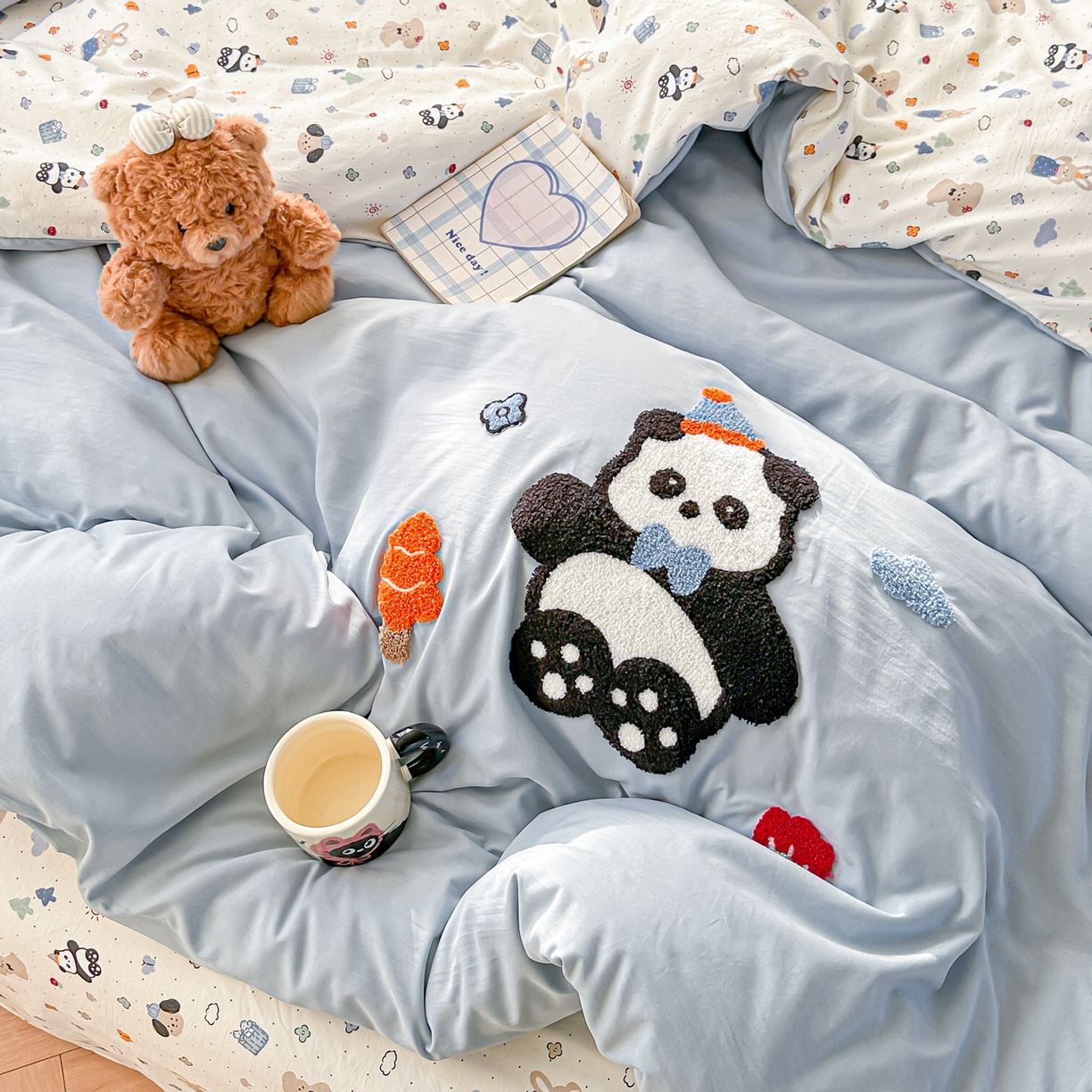 91家纺网 家纺一手货源 找家纺 佳鸿家纺 2026新款彷棉云朵棉毛巾绣四件套学生宿舍三件套萌宠系列（提供买家秀） 熊猫宝宝