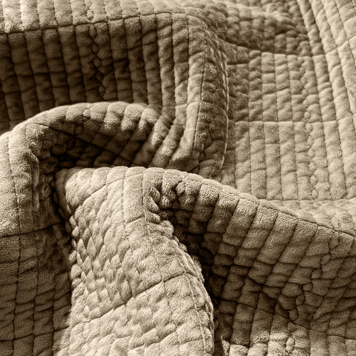 91家纺网 家纺一手货源 找家纺 欣宜家纺 2026新款全棉纱布加宝宝绒填充棉花床盖三件套 森系犬-灰