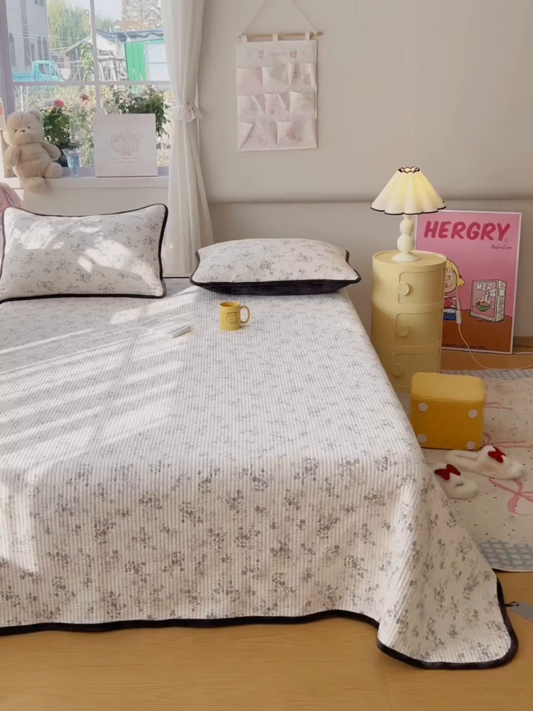 91家纺网 家纺一手货源 找家纺 欣宜家纺 2026新款全棉纱布加宝宝绒填充棉花床盖三件套 素颜-米