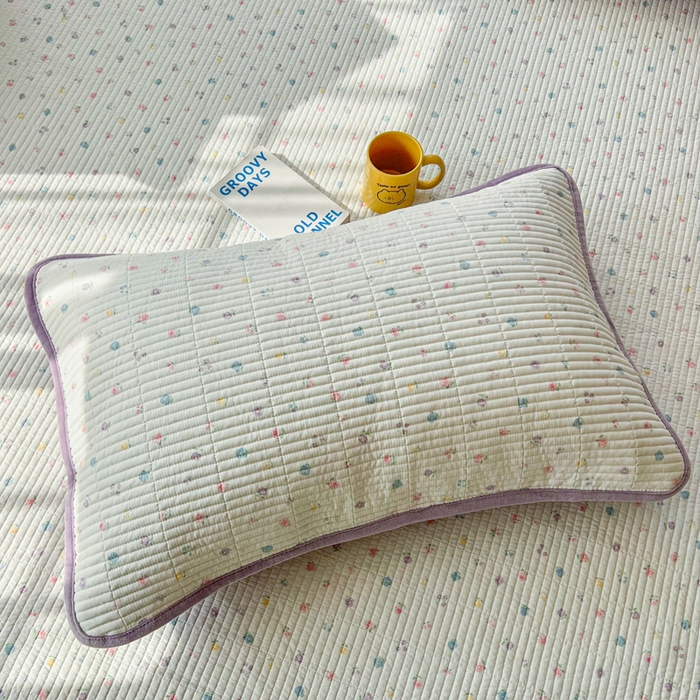 91家纺网 家纺一手货源 找家纺 欣宜家纺 2026新款全棉纱布加宝宝绒填充棉花床盖三件套 小苍兰