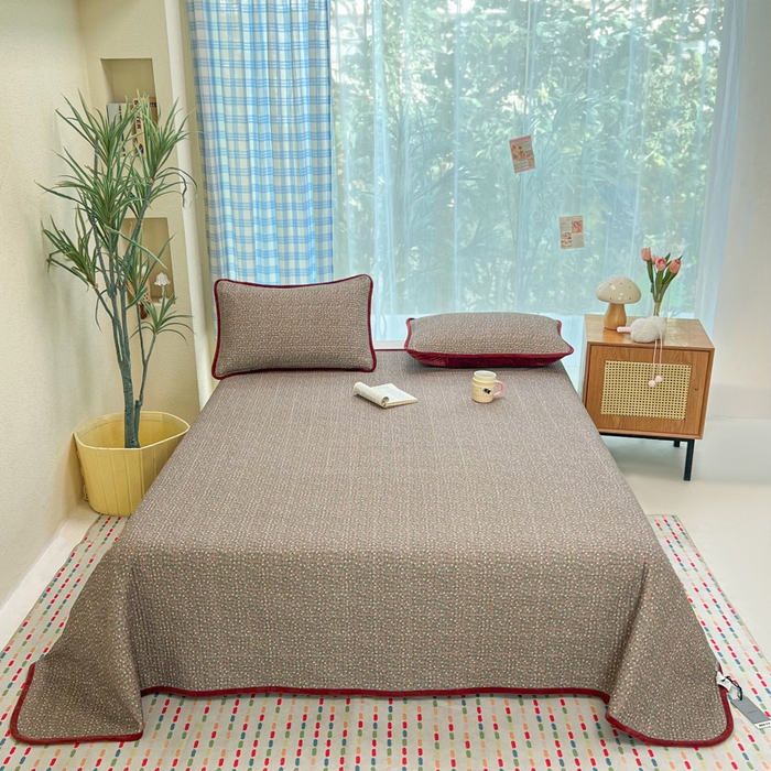 91家纺网 家纺一手货源 找家纺 欣宜家纺 2026新款全棉纱布加宝宝绒填充棉花床盖三件套 小雏菊-深绿