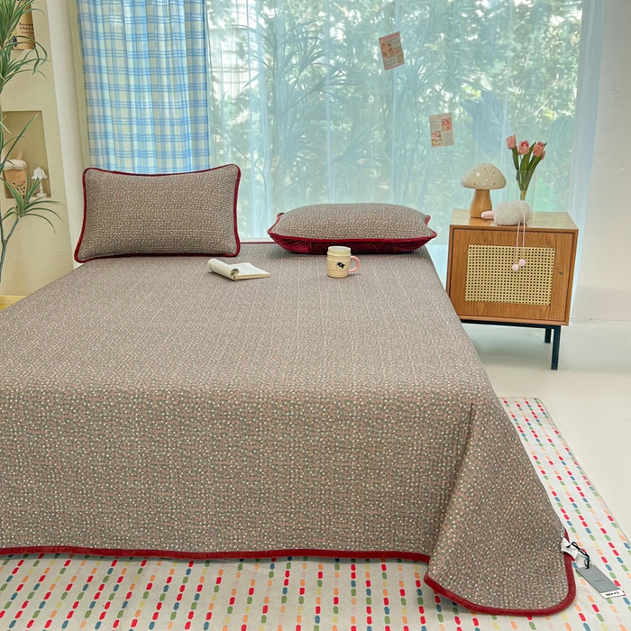 91家纺网 家纺一手货源 找家纺 欣宜家纺 2026新款全棉纱布加宝宝绒填充棉花床盖三件套 小雏菊-深绿