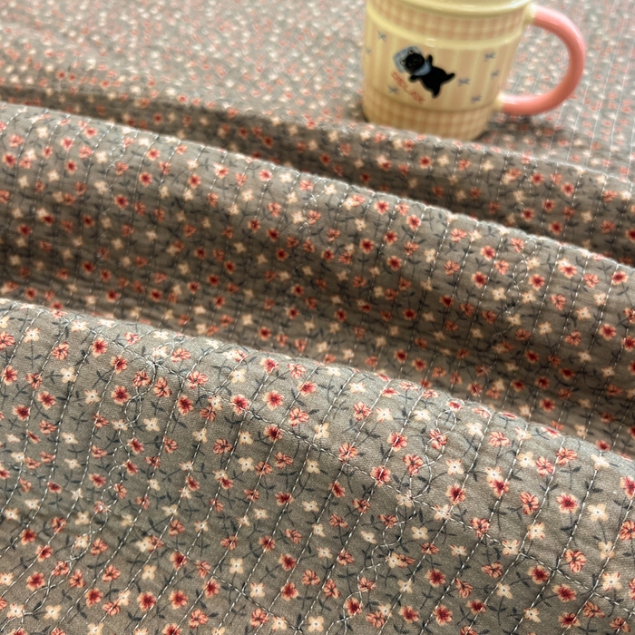 91家纺网 家纺一手货源 找家纺 欣宜家纺 2026新款全棉纱布加宝宝绒填充棉花床盖三件套 小雏菊-深绿