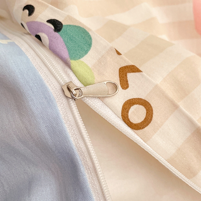 91家纺网 家纺一手货源 找家纺 世爵 2026春夏新款全棉纯棉印花小清新四件套 恐龙乐园