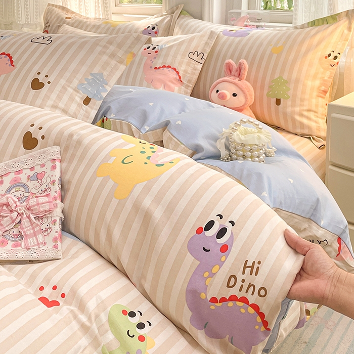 91家纺网 家纺一手货源 找家纺 世爵 2026春夏新款全棉纯棉印花小清新四件套 恐龙乐园