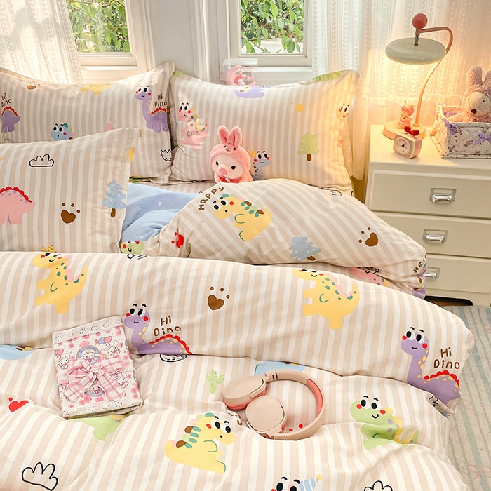 91家纺网 家纺一手货源 找家纺 世爵 2026春夏新款全棉纯棉印花小清新四件套 恐龙乐园