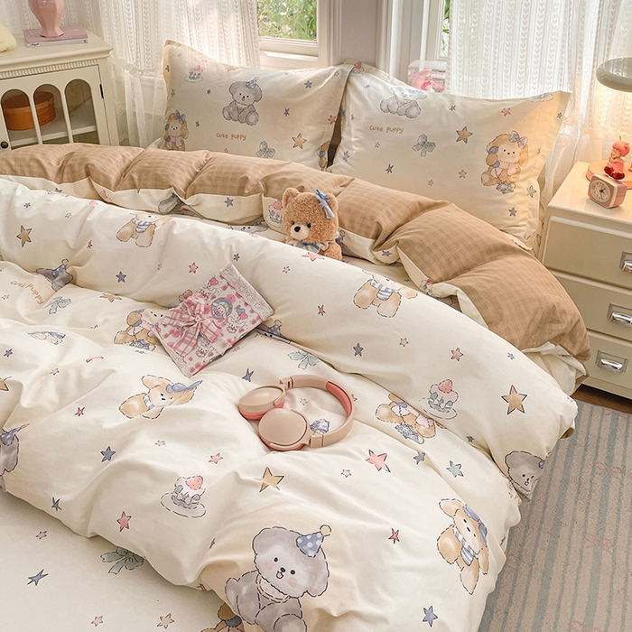 91家纺网 家纺一手货源 找家纺 世爵 2026春夏新款全棉纯棉印花小清新四件套 宇宙小熊