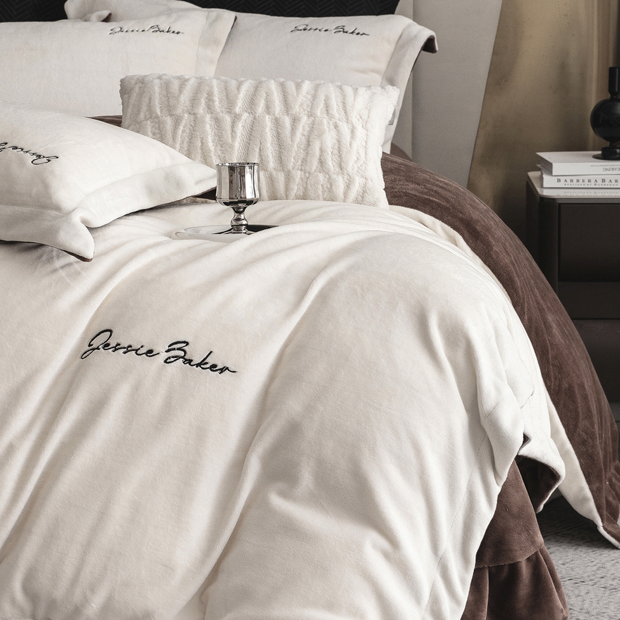 91家纺网 家纺一手货源 找家纺 时亿家居 2026新款恒温奶芙绒系列四件套-帛瑞 帛瑞-白