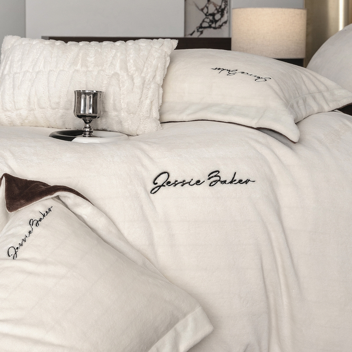 91家纺网 家纺一手货源 找家纺 时亿家居 2026新款恒温奶芙绒系列四件套-帛瑞 帛瑞-白