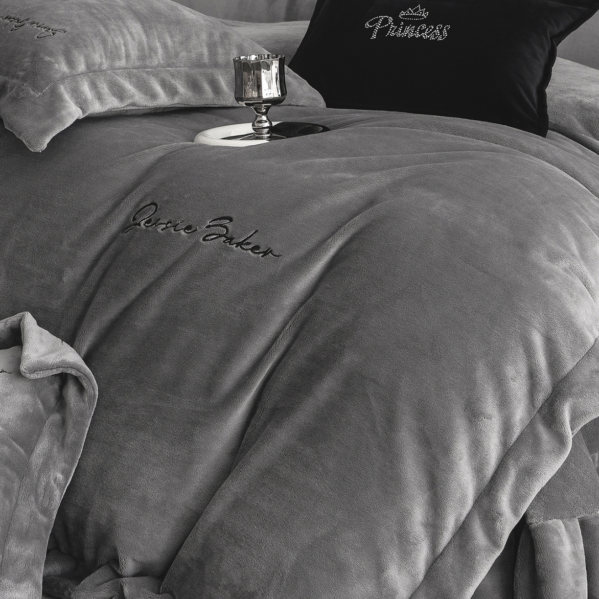 91家纺网 家纺一手货源 找家纺 时亿家居 2026新款恒温奶芙绒系列四件套-帛瑞 帛瑞-灰