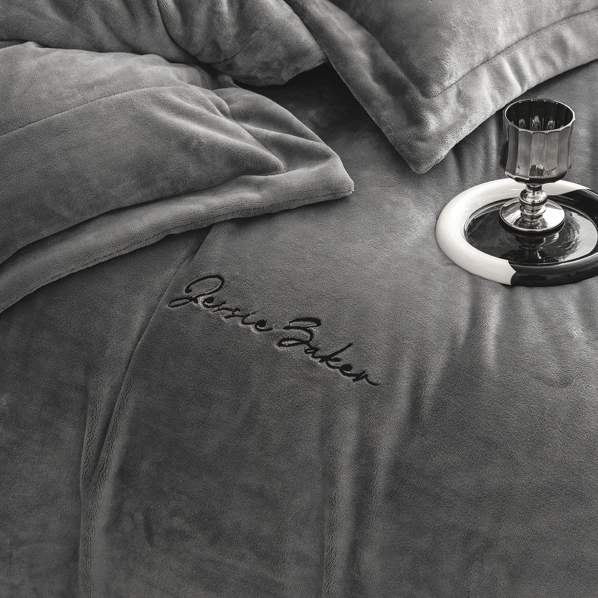 91家纺网 家纺一手货源 找家纺 时亿家居 2026新款恒温奶芙绒系列四件套-帛瑞 帛瑞-灰