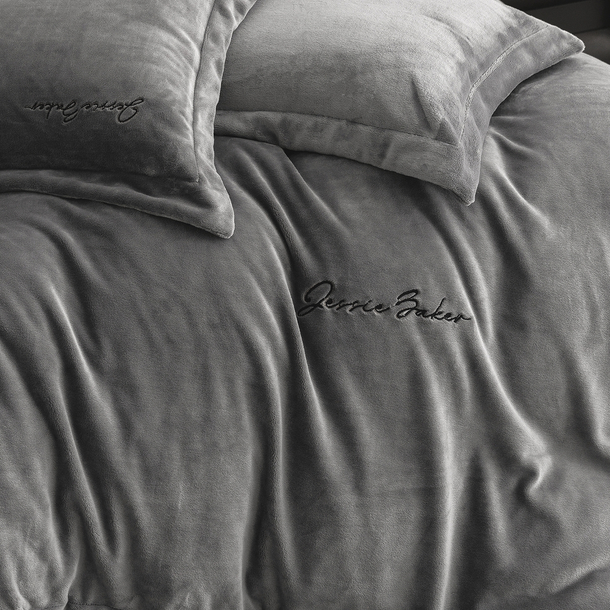 91家纺网 家纺一手货源 找家纺 时亿家居 2026新款恒温奶芙绒系列四件套-帛瑞 帛瑞-灰