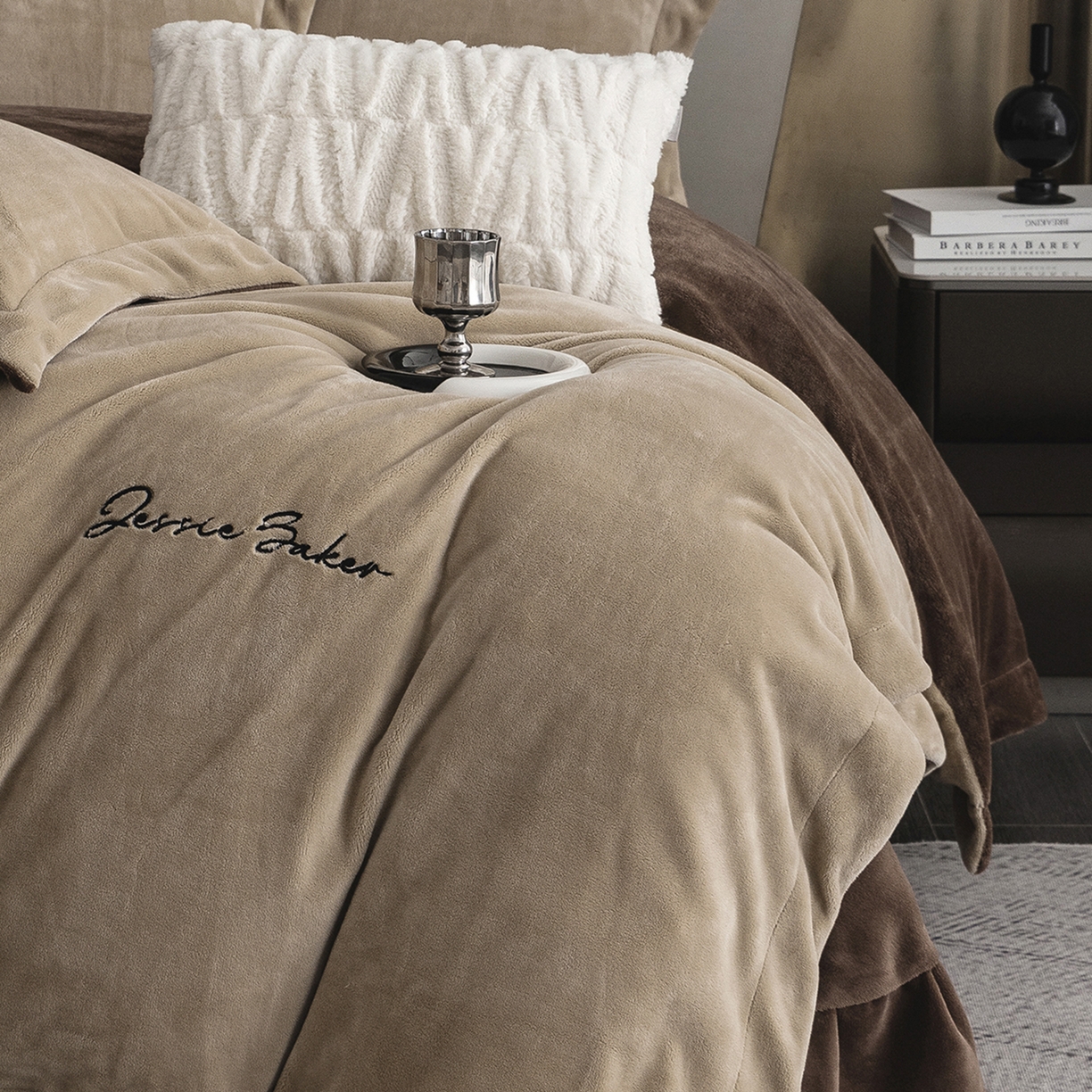 91家纺网 家纺一手货源 找家纺 时亿家居 2026新款恒温奶芙绒系列四件套-帛瑞 帛瑞-卡其