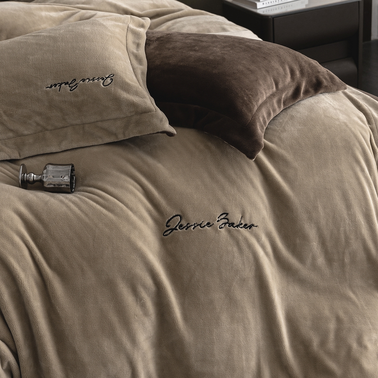 91家纺网 家纺一手货源 找家纺 时亿家居 2026新款恒温奶芙绒系列四件套-帛瑞 帛瑞-卡其