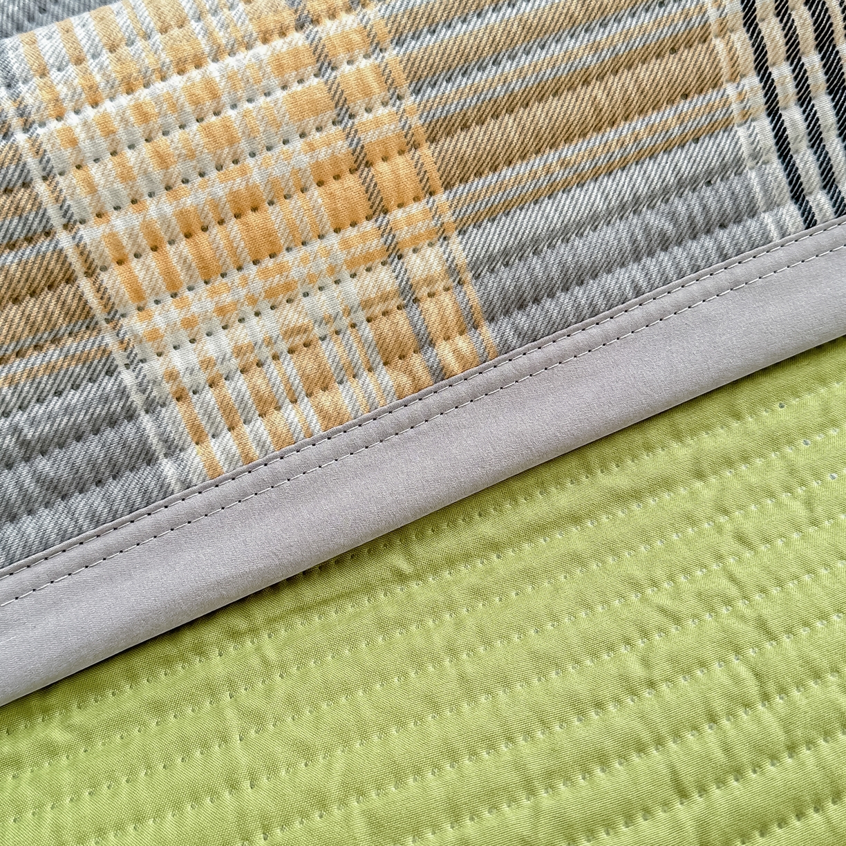 91家纺网 家纺一手货源 找家纺 手艺人家纺 2026新款水洗棉夹棉榻榻米炕盖防滑炕垫，床盖，东北大炕火炕，四季可用 KH102