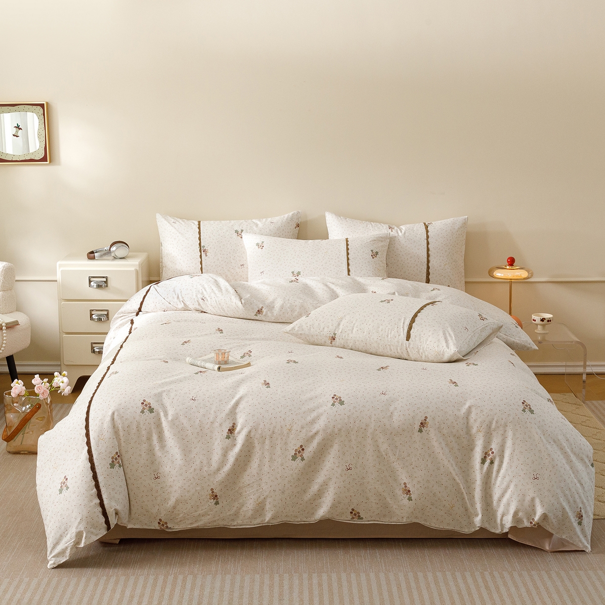 91家纺网 家纺一手货源 找家纺 简宜家居（朝初家纺） 2026新款13070全棉纯棉40支斜纹蕾丝四件套 奶白萄笺