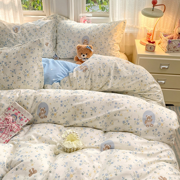 91家纺网 家纺一手货源 找家纺 世爵 2026新款全棉纯棉印花小清新单被套单品系列 秘境熊宝