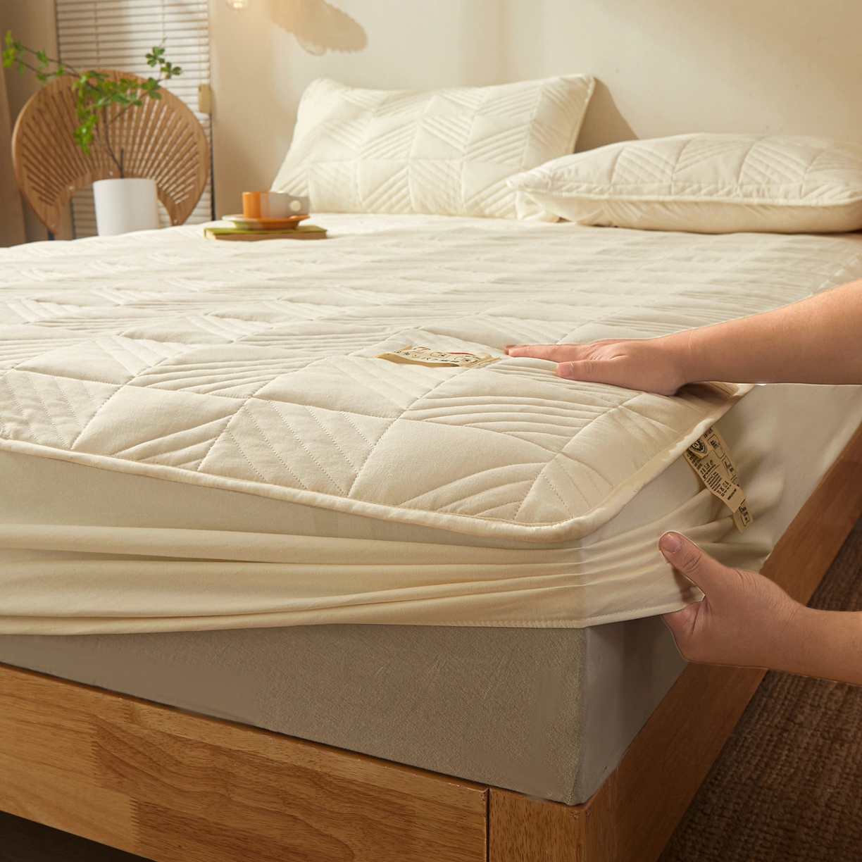 91家纺网 家纺一手货源 找家纺 鹿辉家居（原吉欧力） 2026新款方格纹原棉夹棉床笠单品床笠床笠单件 方格纹-米白