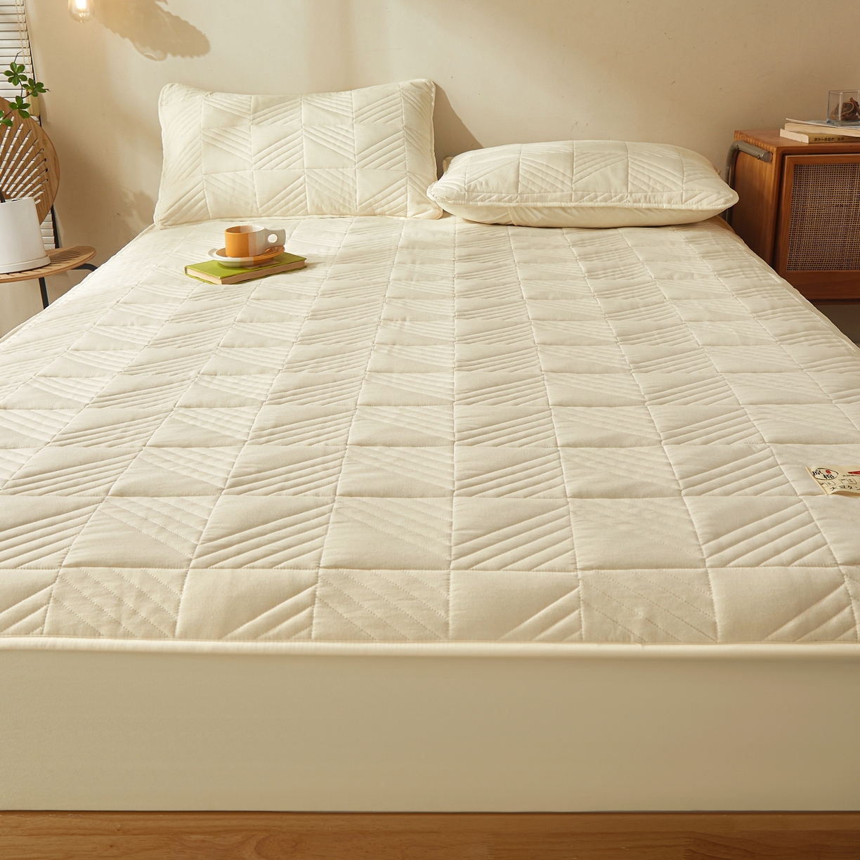 91家纺网 家纺一手货源 找家纺 鹿辉家居（原吉欧力） 2026新款方格纹原棉夹棉床笠单品床笠床笠单件 方格纹-米白