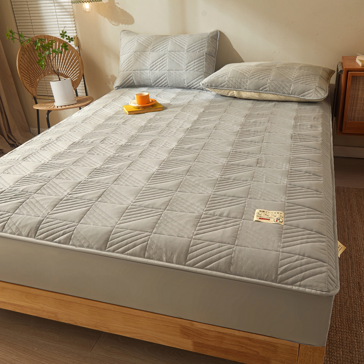 91家纺网 家纺一手货源 找家纺 鹿辉家居（原吉欧力） 2026新款方格纹原棉夹棉床笠单品床笠床笠单件 方格纹-灰色