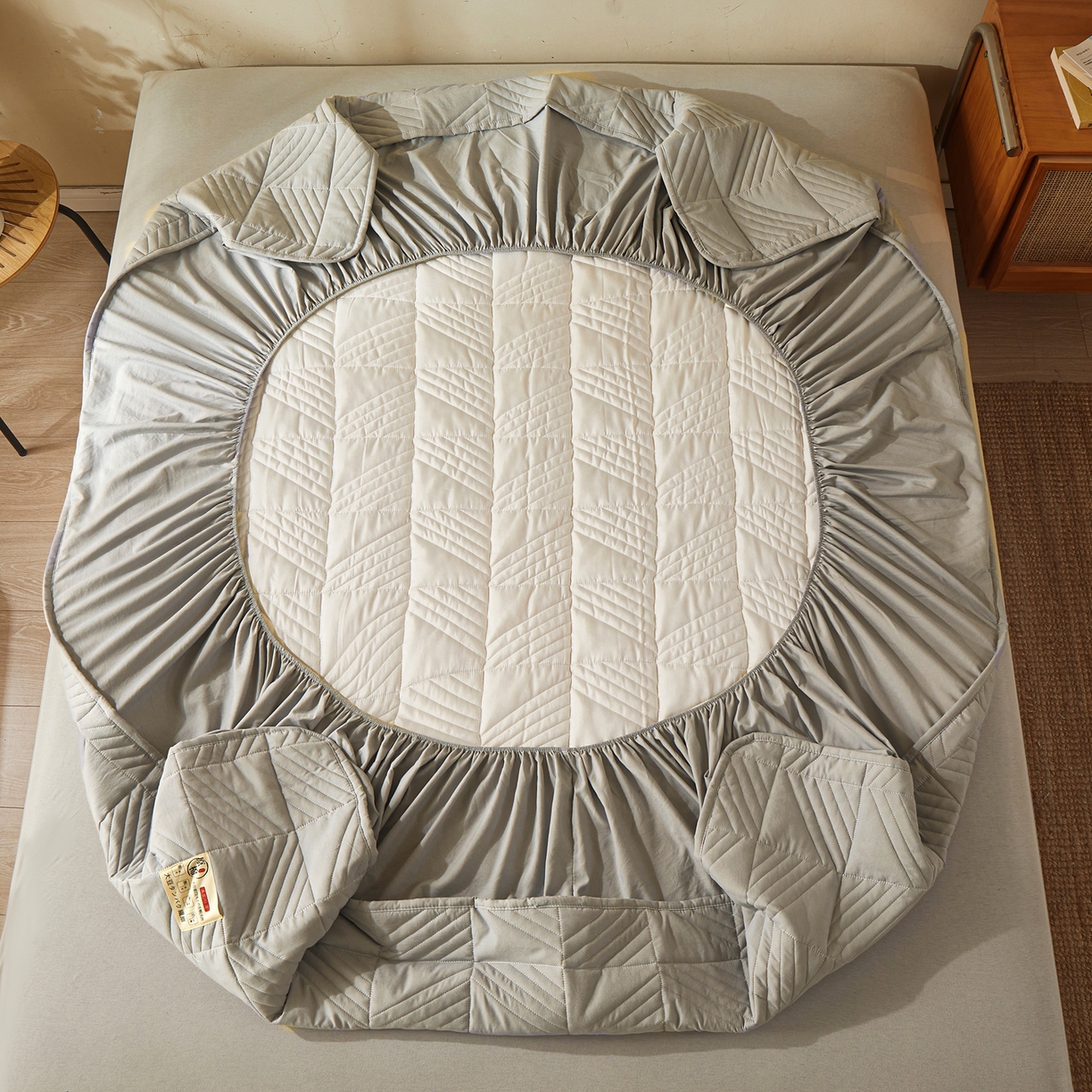 91家纺网 家纺一手货源 找家纺 鹿辉家居（原吉欧力） 2026新款方格纹原棉夹棉床笠单品床笠床笠单件 方格纹-灰色