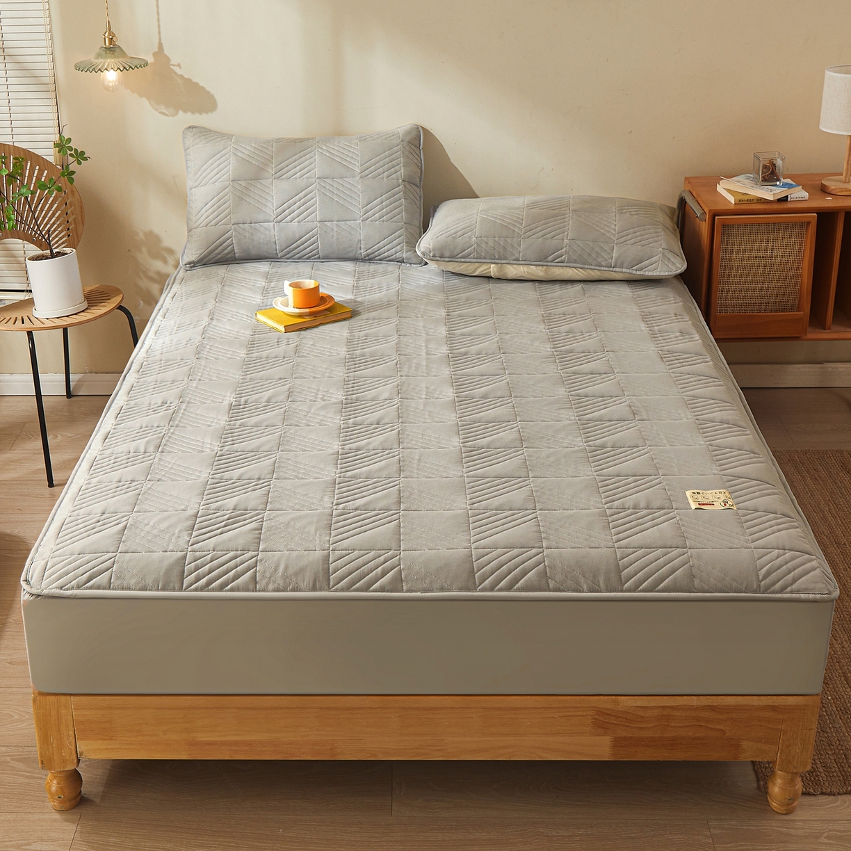 91家纺网 家纺一手货源 找家纺 鹿辉家居（原吉欧力） 2026新款方格纹原棉夹棉床笠单品床笠床笠单件 方格纹-灰色