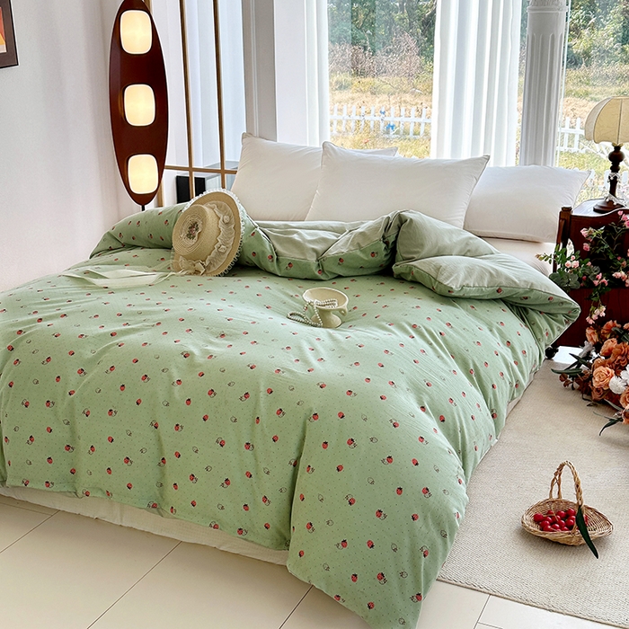 91家纺网 家纺一手货源 找家纺 家贝爱 2026新款加厚水洗棉被套被套单件 草莓点点