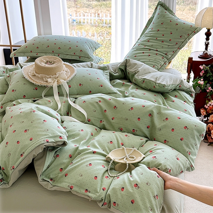 91家纺网 家纺一手货源 找家纺 家贝爱 2026新款加厚水洗棉被套被套单件 草莓点点