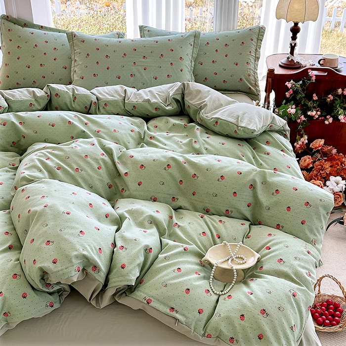 91家纺网 家纺一手货源 找家纺 家贝爱 2026新款加厚水洗棉被套被套单件 草莓点点