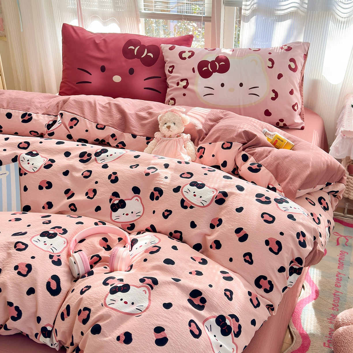 91家纺网 家纺一手货源 找家纺 一霖家纺 2026新款云感皱皱纱小清新印花数码系列四件套 小红书爆款 大脸二胡猫-粉