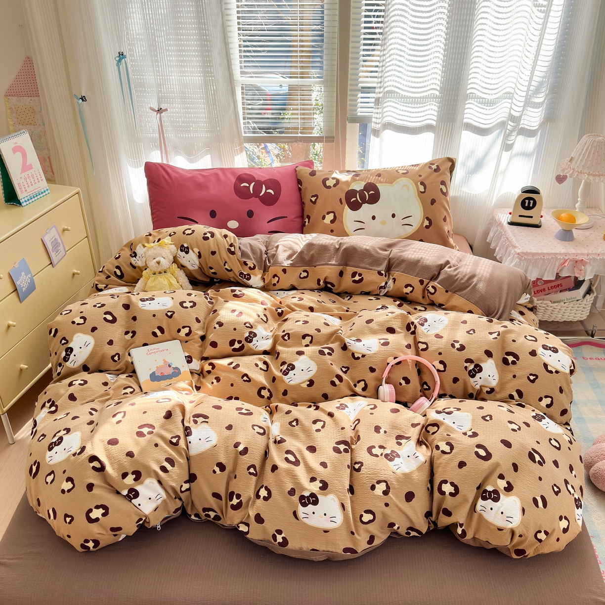 91家纺网 家纺一手货源 找家纺 一霖家纺 2026新款云感皱皱纱小清新印花数码系列四件套 小红书爆款 大脸二胡猫-咖