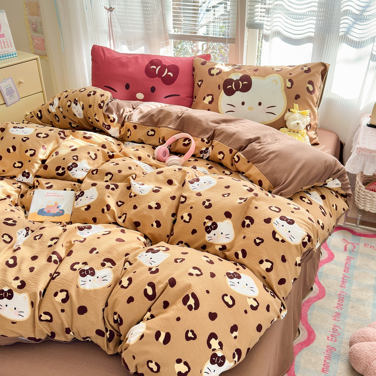 91家纺网 家纺一手货源 找家纺 一霖家纺 2026新款云感皱皱纱小清新印花数码系列四件套 小红书爆款 大脸二胡猫-咖